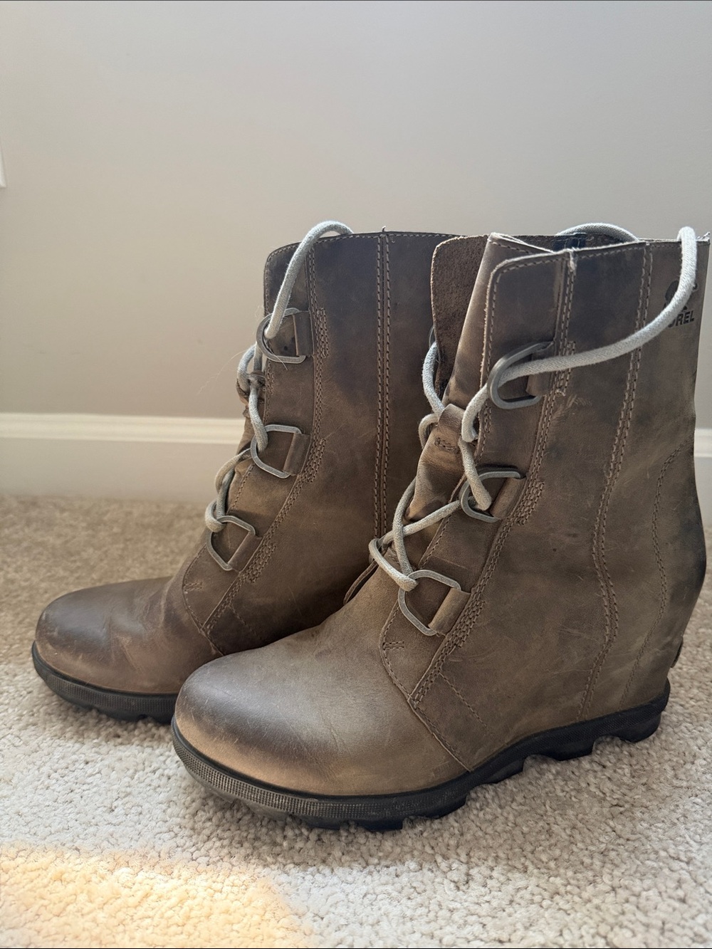 Sorel Women's Taupe Brown Lace-Up Wedge Boots